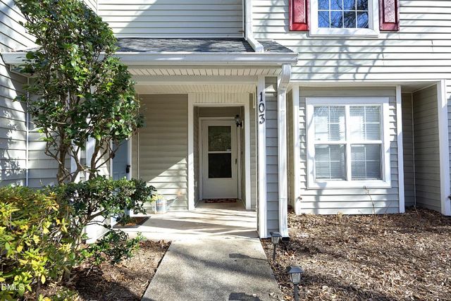 103 Sir Richard Lane, Chapel Hill, NC 27517