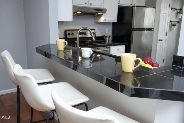 103 Sir Richard Lane, Chapel Hill, NC 27517