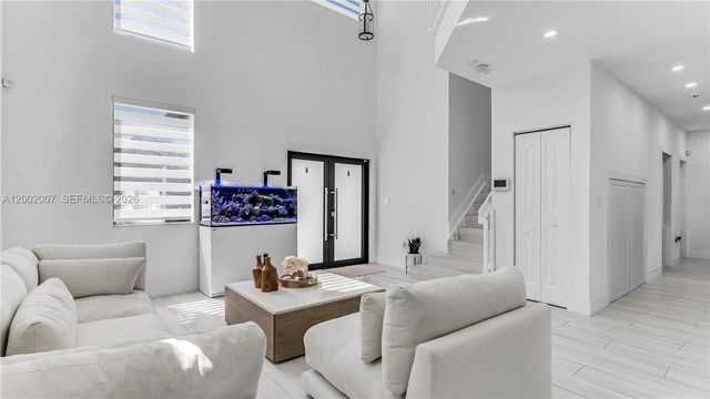 15817 SW 138th Ter, Miami, FL 33196