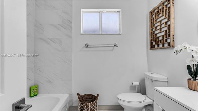 15817 SW 138th Ter, Miami, FL 33196