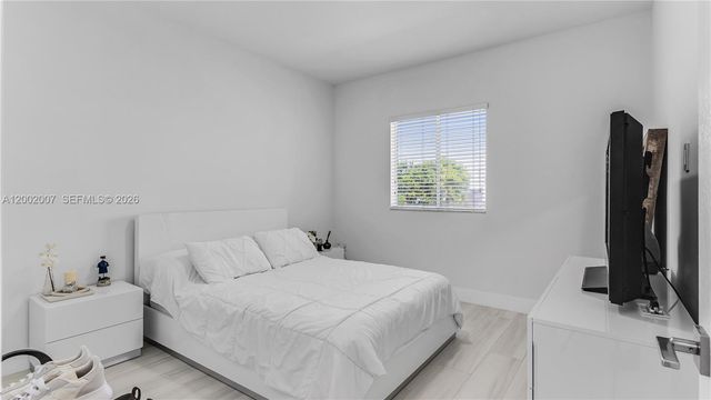 15817 SW 138th Ter, Miami, FL 33196