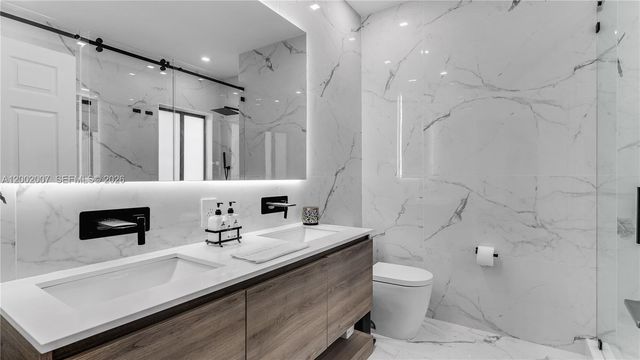 15817 SW 138th Ter, Miami, FL 33196