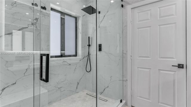 15817 SW 138th Ter, Miami, FL 33196