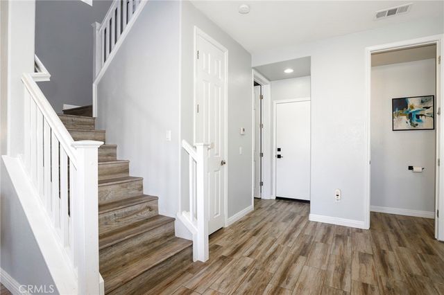 19911 Holly Drive, Saugus, CA 91350