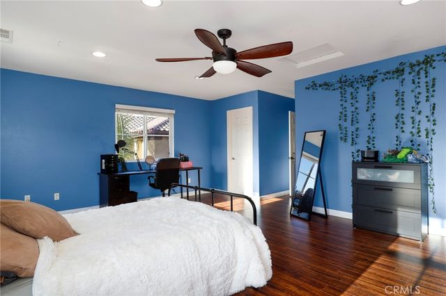 19911 Holly Drive, Saugus, CA 91350