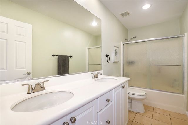 19911 Holly Drive, Saugus, CA 91350