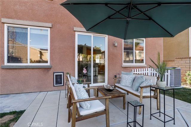 19911 Holly Drive, Saugus, CA 91350