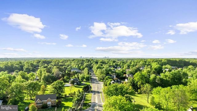 11102 PRINCE EDWARD CT, Oakton, VA 22124
