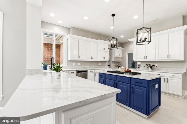 11102 PRINCE EDWARD CT, Oakton, VA 22124