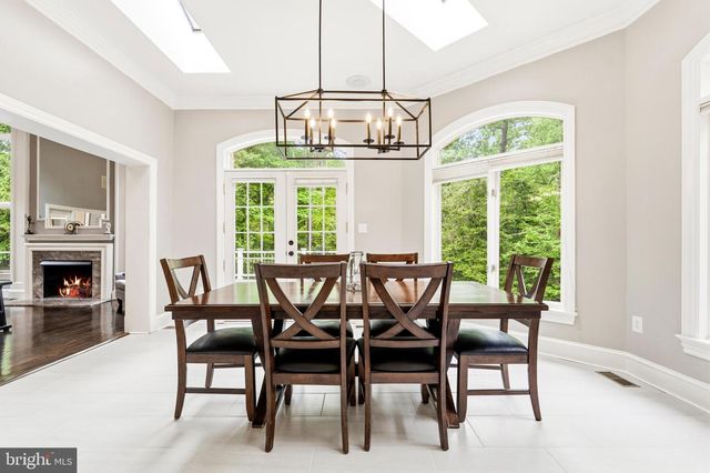 11102 PRINCE EDWARD CT, Oakton, VA 22124