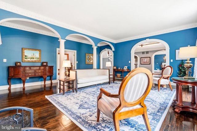 11102 PRINCE EDWARD CT, Oakton, VA 22124