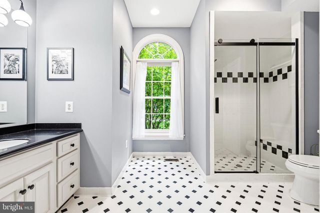 11102 PRINCE EDWARD CT, Oakton, VA 22124