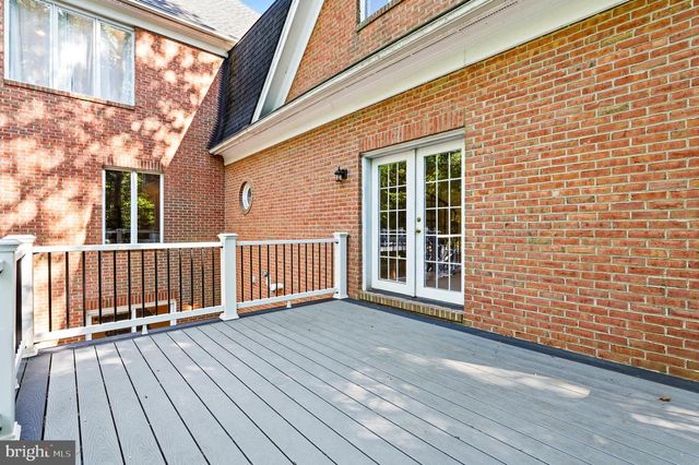 11102 PRINCE EDWARD CT, Oakton, VA 22124