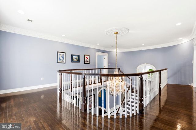 11102 PRINCE EDWARD CT, Oakton, VA 22124