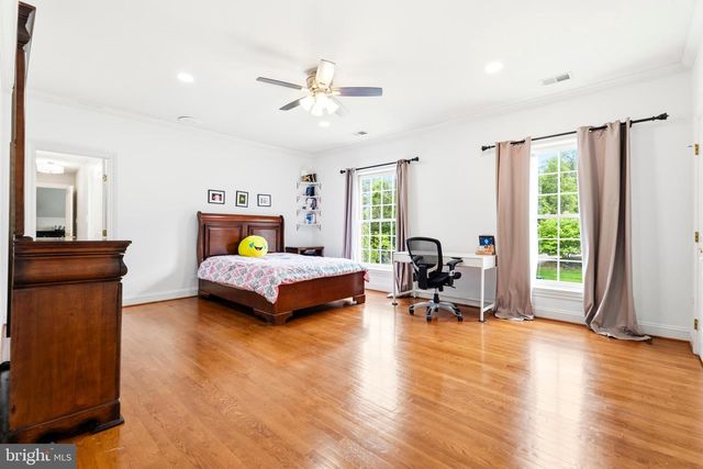11102 PRINCE EDWARD CT, Oakton, VA 22124