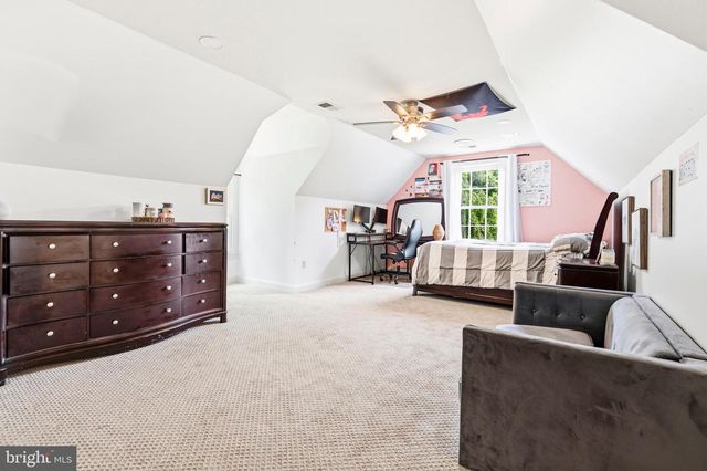 11102 PRINCE EDWARD CT, Oakton, VA 22124