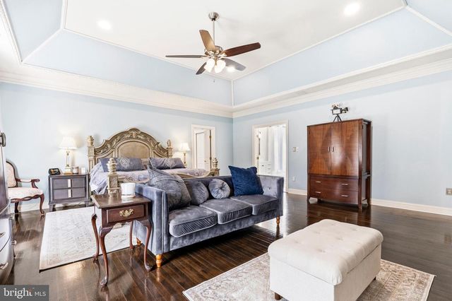 11102 PRINCE EDWARD CT, Oakton, VA 22124