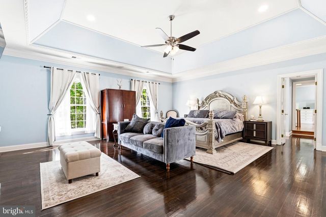 11102 PRINCE EDWARD CT, Oakton, VA 22124