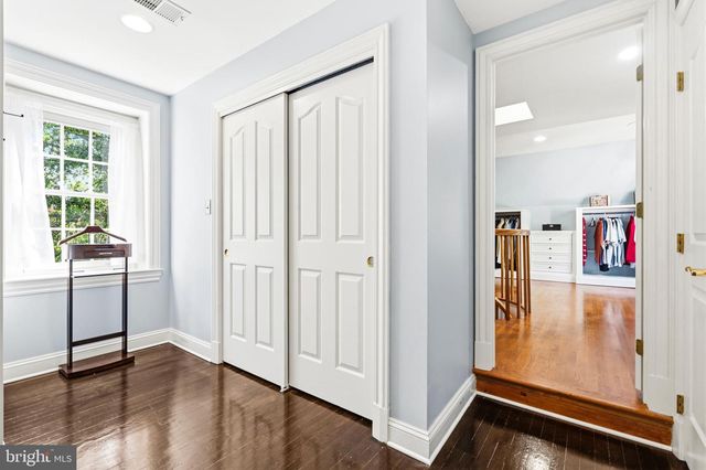 11102 PRINCE EDWARD CT, Oakton, VA 22124
