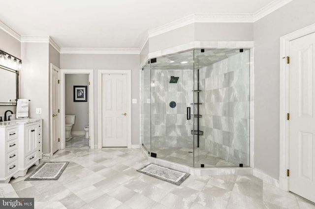 11102 PRINCE EDWARD CT, Oakton, VA 22124