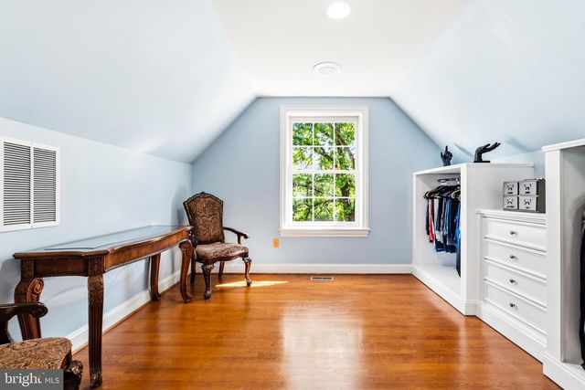 11102 PRINCE EDWARD CT, Oakton, VA 22124
