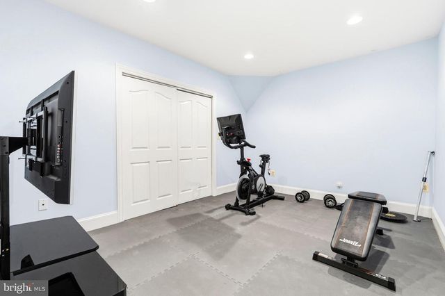 11102 PRINCE EDWARD CT, Oakton, VA 22124