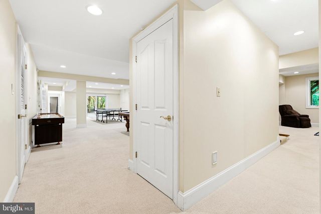 11102 PRINCE EDWARD CT, Oakton, VA 22124