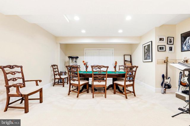 11102 PRINCE EDWARD CT, Oakton, VA 22124