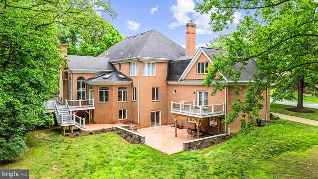 11102 PRINCE EDWARD CT, Oakton, VA 22124