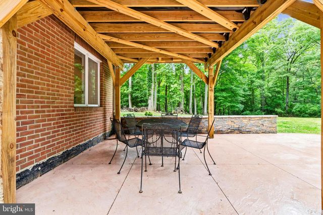 11102 PRINCE EDWARD CT, Oakton, VA 22124