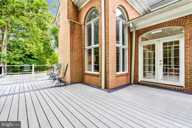 11102 PRINCE EDWARD CT, Oakton, VA 22124