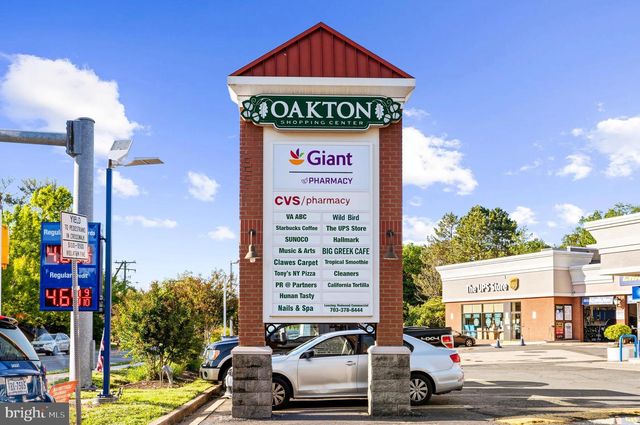 11102 PRINCE EDWARD CT, Oakton, VA 22124