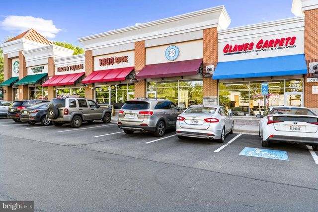 11102 PRINCE EDWARD CT, Oakton, VA 22124