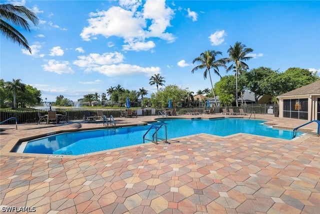 8683 Ibis Cove CIR, Naples, FL 34119