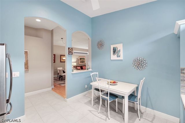 8683 Ibis Cove CIR, Naples, FL 34119