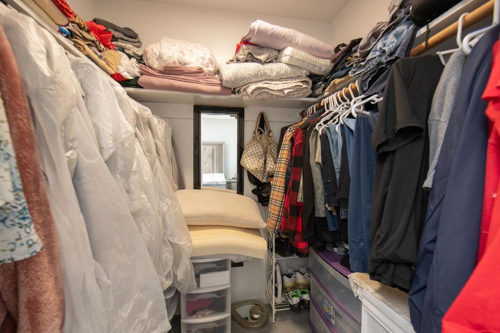 Image 13 of property listing at 4136 N Thesta Street # 36, Fresno, CA 93726