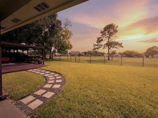 7215 Creek Crest Drive, Houston, TX 77095