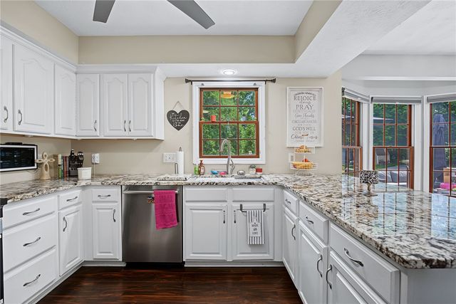 4224 Ranch Drive, Beavercreek, OH 45432
