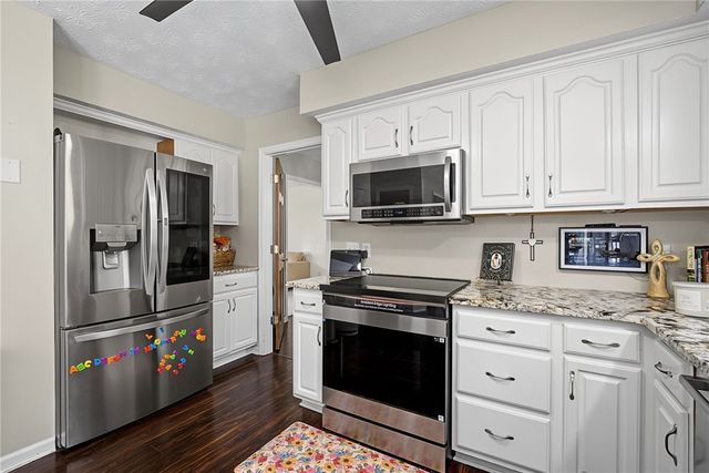 4224 Ranch Drive, Beavercreek, OH 45432
