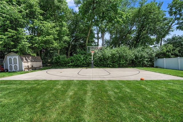 4224 Ranch Drive, Beavercreek, OH 45432