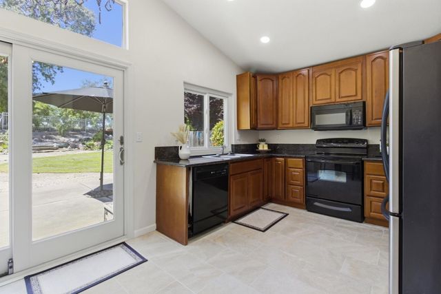 15100 Reynosa Dr, Rancho Murieta, CA 95683