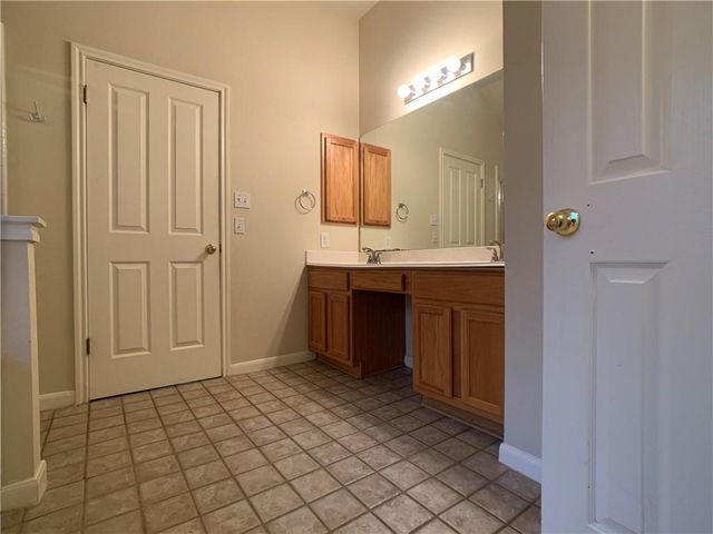 5726 Taylorcrest DR, Austin, TX 78749