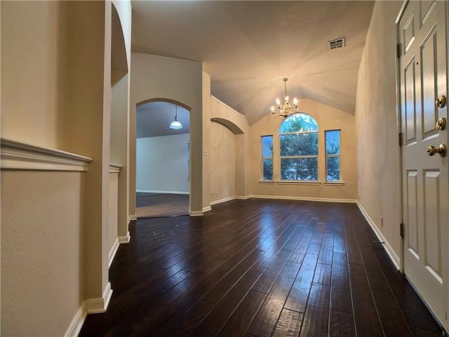 5726 Taylorcrest DR, Austin, TX 78749