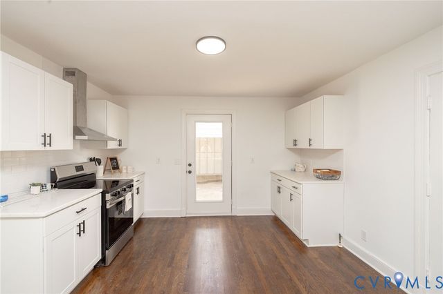 2707 Jimmy Winters Rd, Midlothian, VA 23235