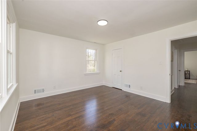 2707 Jimmy Winters Rd, Midlothian, VA 23235