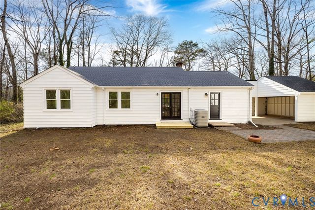 2707 Jimmy Winters Rd, Midlothian, VA 23235