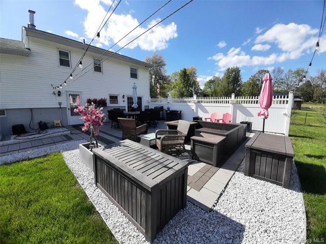 13 Regency Drive, Wappingers Falls, NY 12590