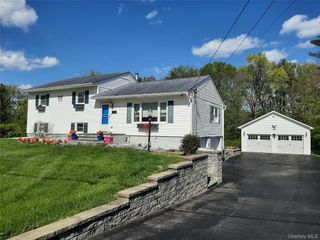 13 Regency Drive, Wappingers Falls, NY 12590