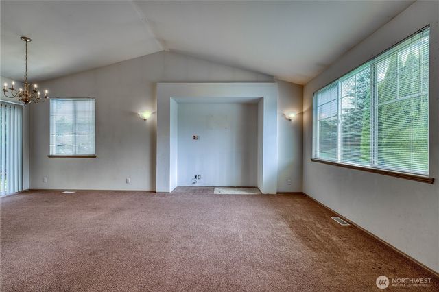 7064 Engine Lane NE, Bremerton, WA 98311