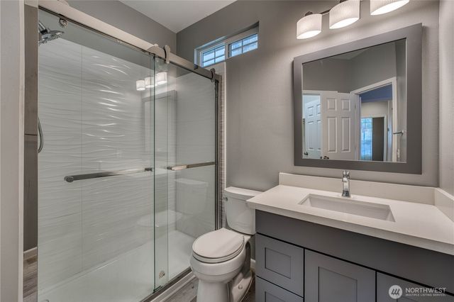 7064 Engine Lane NE, Bremerton, WA 98311